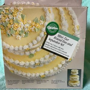Vintage Wilton Mini 3 tier round cake pans